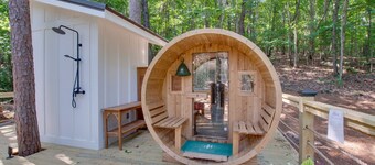 #11 Love Shack Luxury Glamping Tent Lovers Theme