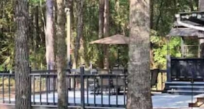 Secluded pet friendly paradise