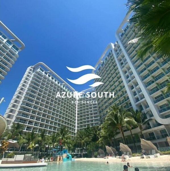Pool - Azure Condo Smart Home Wi-Fi, Netflix, Disney+ (Parañaque)