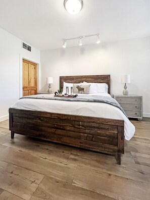 2 camere, ferro/asse da stiro, Wi-Fi gratuito, lenzuola