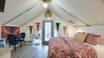 Cuna de viaje, wifi gratis y ropa de cama