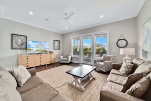 スマートテレビ