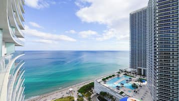 Luxury Apartment, 2 Bedrooms, Ocean View | Beach/ocean view
