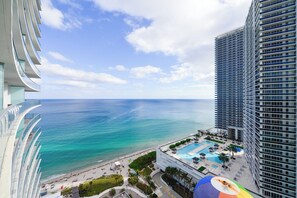 Luxury Apartment, 2 Bedrooms, Ocean View | Beach/ocean view