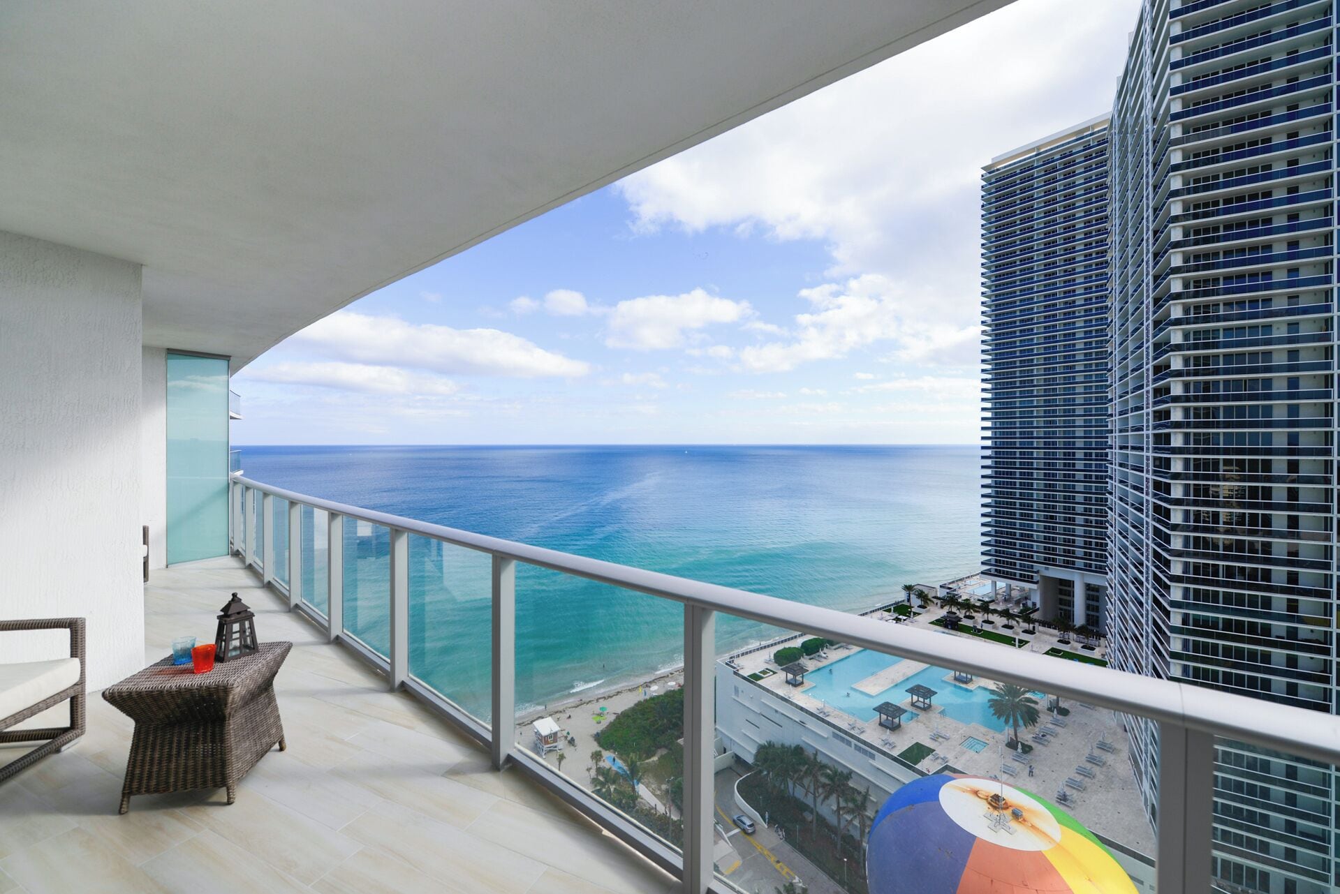 Luxury Apartment, 2 Bedrooms, Ocean View | City view