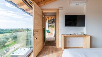 4 Schlafzimmer, Reisekinderbett, kostenloses WLAN, Bettwäsche