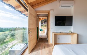 4 Schlafzimmer, Reisekinderbett, kostenloses WLAN, Bettwäsche