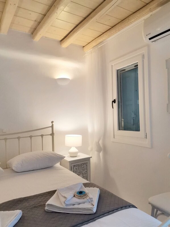 2 makuuhuonetta, silitysrauta/-lauta, Wi-Fi, vuodevaatteet