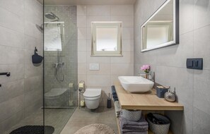 Badekar, hårtørrer