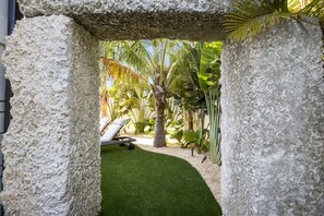 House, 4 Bedrooms | Property grounds - Sizzling Summer Rates at Surf Side Beach House GULF VIEWS Elevator (Beach Retreats) (Holmes Beach)