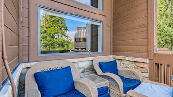 Casa geminada, 2 quartos | Sacada