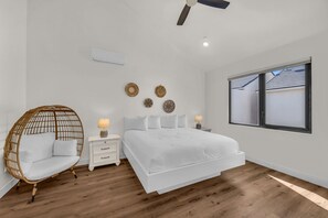 Casa, varias habitaciones | 7 habitaciones, escritorio y espacio para trabajar con laptop 