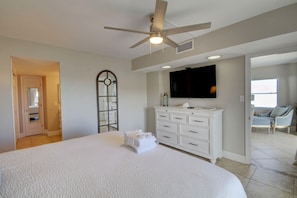 Condo, 2 Bedrooms - 460 El Matador 2 Bedroom Home by RedAwning (Fort Walton Beach)
