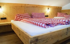 3 habitaciones, cuna de viaje y wifi gratis 
