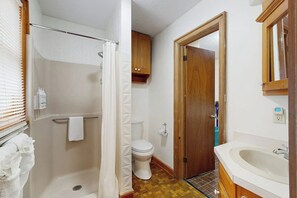 Hair dryer, towels