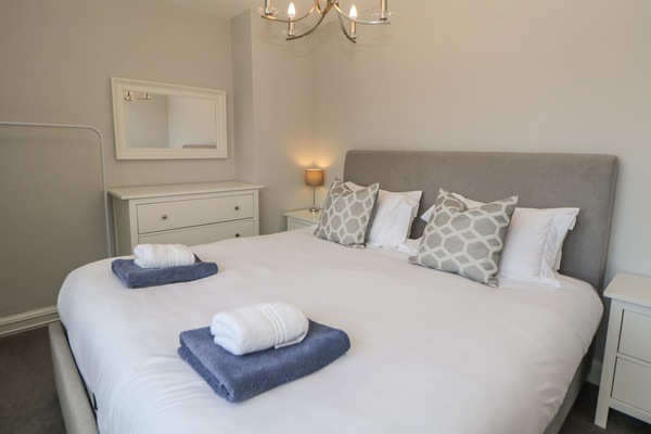 2 bedrooms, WiFi (free), individually decorated, individually furnished