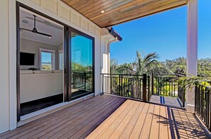 ハウス 5 ベッドルーム | 施設の敷地