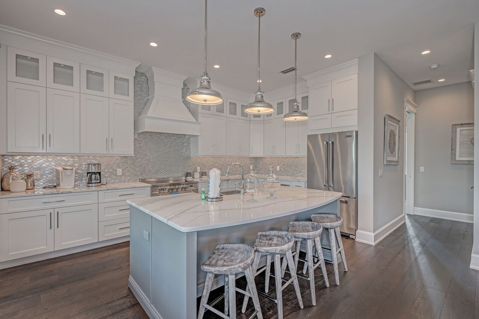 House, 5 Bedrooms | Private kitchen | Fridge, oven, coffee/tea maker, toaster