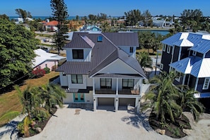 Maison, 5 chambres | Extérieur