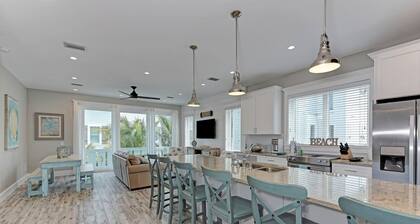 Mermaid's Landing managed by Beach Retreats