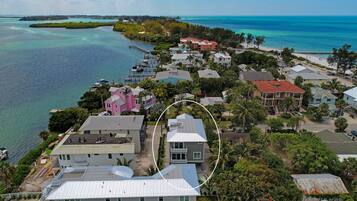 House, 6 Bedrooms | Exterior