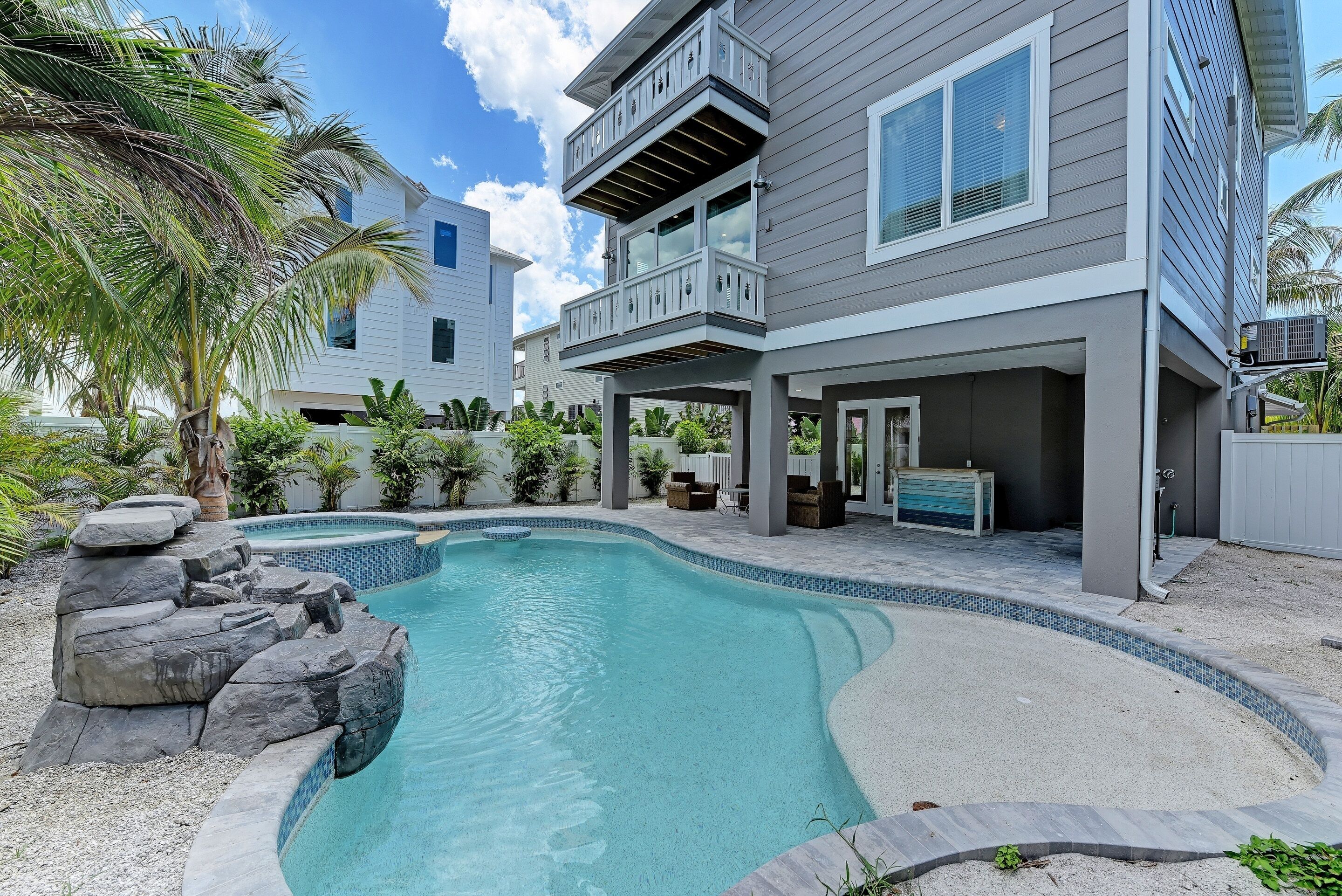 House, 6 Bedrooms | BBQ/picnic Area