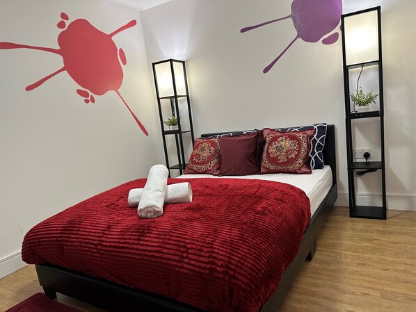 House | 1 bedroom, free WiFi, bed sheets
