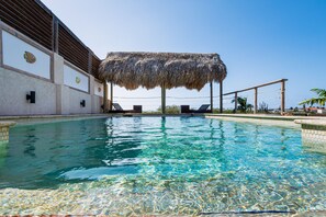 Pool - Ruby 38 (Noord)