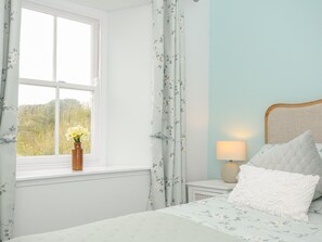 3 bedrooms, individually decorated, individually furnished, free WiFi - Carvannel Cottages (Camborne)