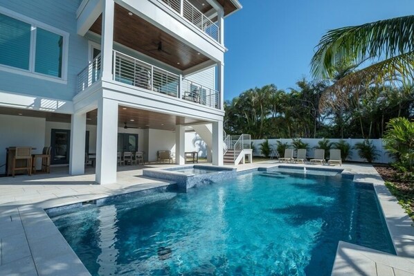 House, 4 Bedrooms | Pool | Outdoor pool, a heated pool