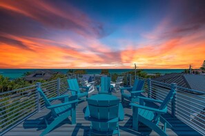 House, 4 Bedrooms | Terrace/patio - The TipSea Turtle managed by Beach Retreats (Anna Maria)