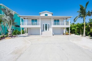 House, 4 Bedrooms | Exterior - Gulf Shore Retreat managed by Beach Retreats (Anna Maria)