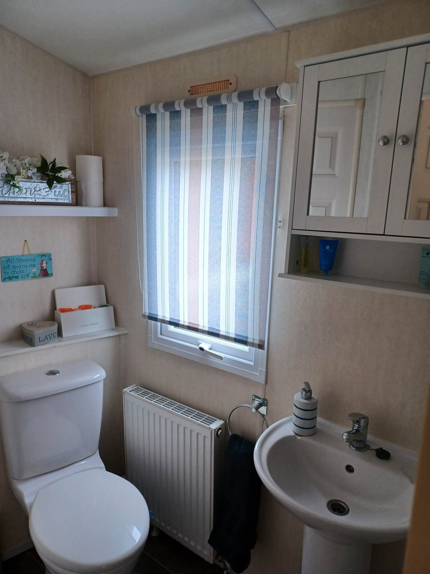 Chalet | Kamar mandi | Shower, pengering rambut,  dan handuk