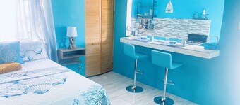 YanceyLargo Estate - Newly Built Modern 1 Bedroom Suite 1 Villa by RedAwning