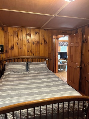 2 quartos, ferros/tábuas de passar roupa, Wi-Fi de cortesia