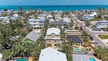 House, 4 Bedrooms | Exterior