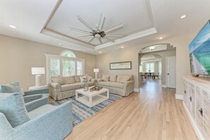 Casa, 4 habitaciones | Zona de estar