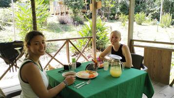 Daily local cuisine breakfast (COP 16000 per person)