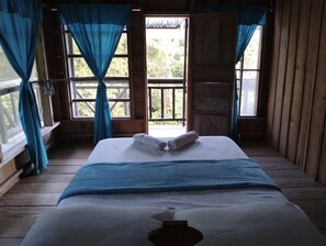 Standard Double Room | Hypo-allergenic bedding, bed sheets - Cabañas Ecológicas Mu'ü  (Leticia)