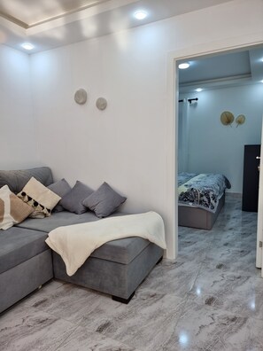 Living area - New 2-bed Apartment in Hurghada Near El Gouna (Hurghada)