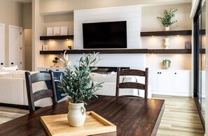 House, 2 Bedrooms | Interior - Sunshine Retreat 2 Bedroom Home by RedAwning (Washington)