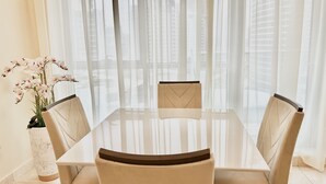 Immagine non classificata, 5 di 35, pulsante