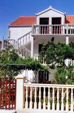 Lejlighed | Udendørsområde