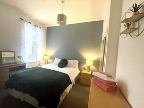 Apartment, 1 King Bed | 1 bedroom, iron/ironing board, free WiFi, bed sheets - Ground Floor Victorian Apartment (Coatbridge)