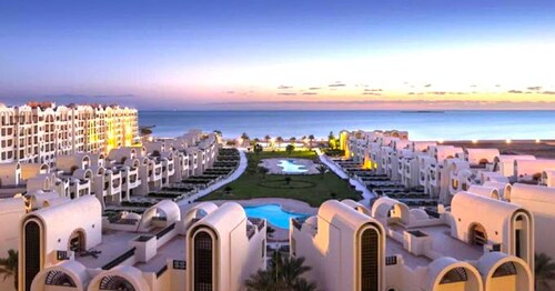 Sea View Studio in Luxury 5 Star Hotel Hurghada
