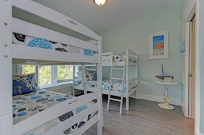 Townhome, 3 Bedrooms | 3 bedrooms, free WiFi