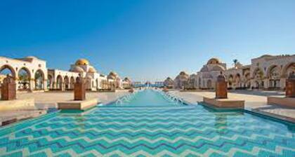 Beachfront and sea View in 5 Star Hotel Hurghada