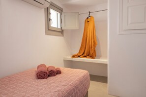 2 quartos, ferros/tábuas de passar roupa, Wi-Fi, roupa de cama