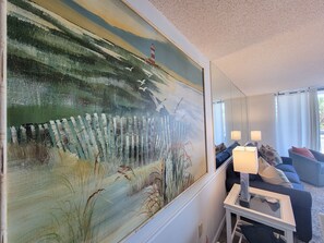 Condo, 2 Bedrooms | Bathroom | Towels, shampoo