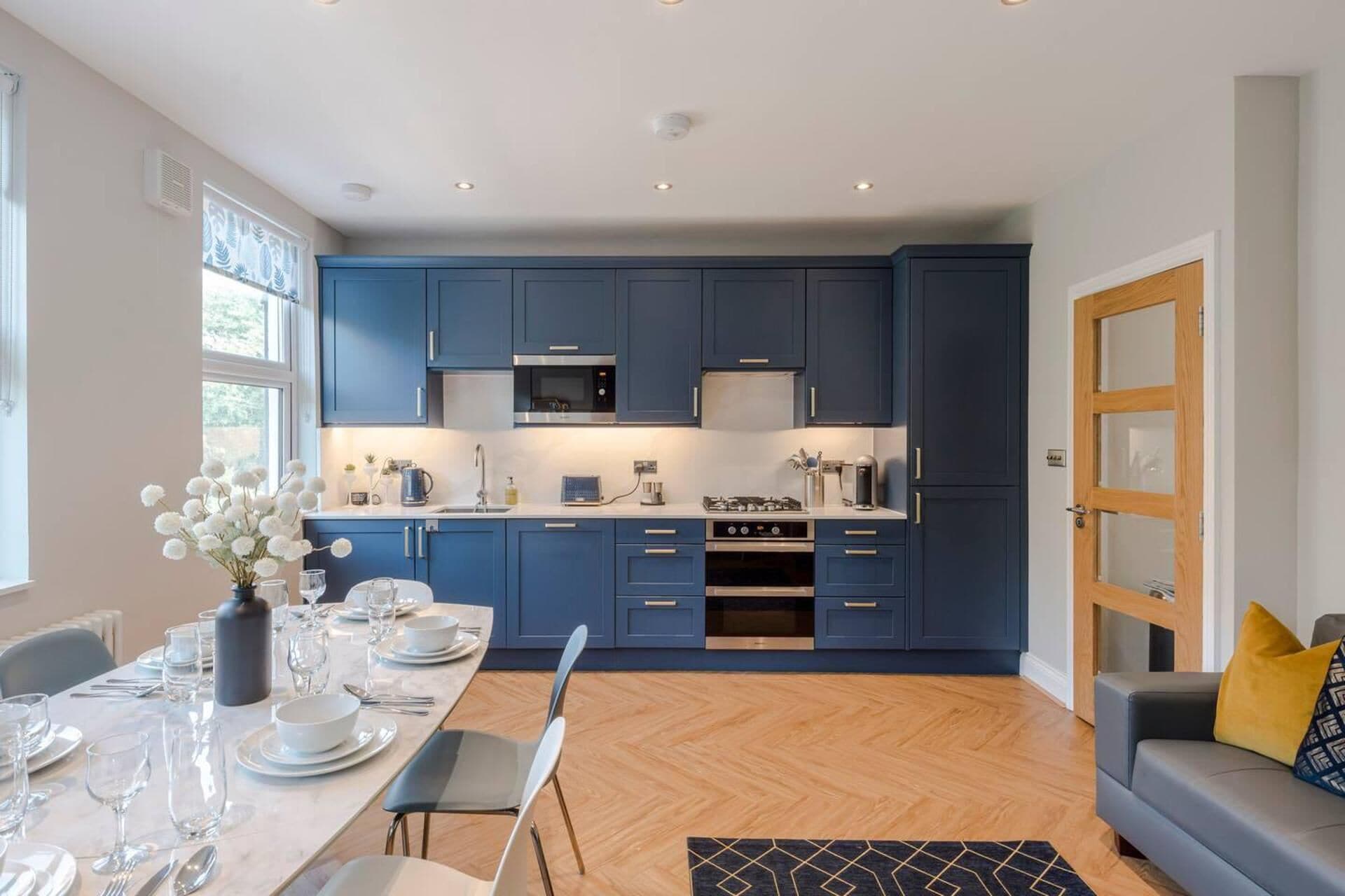 Apartment | Private kitchen | Fridge, microwave, oven, stovetop